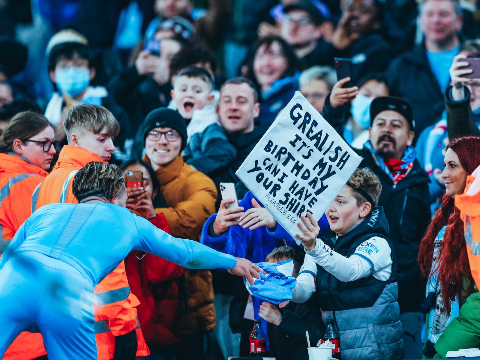 这一笔看似 这一笔看似